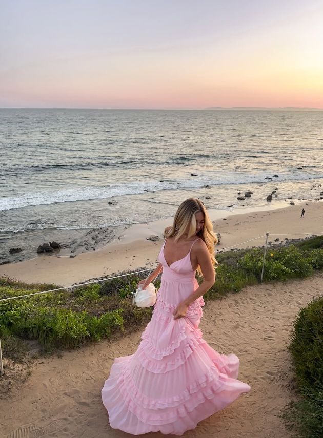 Classy Pink V-Neck Tiered Chiffon Prom Gown Sleeveless A-Line Layered Evening Dress,WGP2169