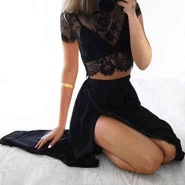 Elegant Black Lace Long Sleeve Crop Top