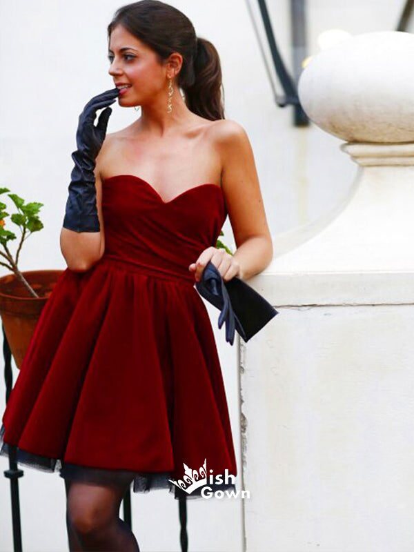 Simple Red Velvet Strapless Sweetheart Junior Short Graduation Homecom Wish Gown Simple Red Velvet Strapless Sweetheart Junior Short Graduation Homecom Wish Gown