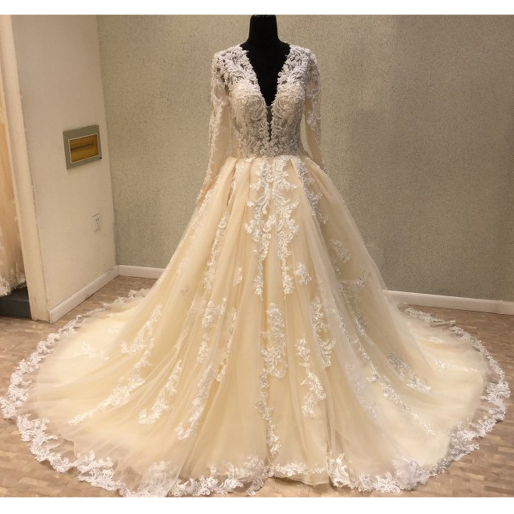 Luxury Long Sleeves Tulle Applique Charming Long V Neck Bridal Wedding Dress, WG680